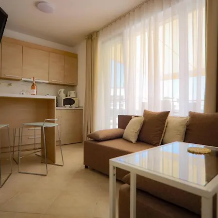 Emberli Penthouse Лозенец