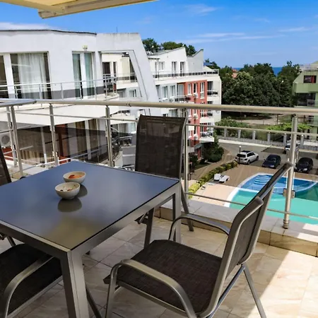 Emberli Penthouse Apartamento Lozenets
